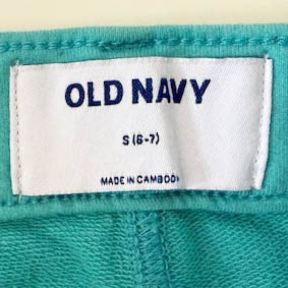 Old Navy French Terry Rolled-Cuff Midi Shorts for Girls— Size SMALL (6-7) - Picture 3 of 5